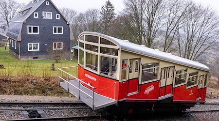 Die Thüringer Bergbahn wird gründlich überprüft. (Archivbild) / Foto: Michael Reichel/dpa Die Thüringer Bergbahn wird gründlich überprüft. (Archivbild) / Foto: Michael Reichel/dpa