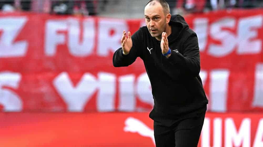 Für RB-Trainer Ole Werner dürfen nicht nur die Ergebnisse stimmen. / Foto: Jennifer Brückner/dpa