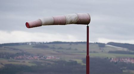 In Thüringen wird es stürmisch. (Symbolfoto) / Foto: Sebastian Kahnert/dpa