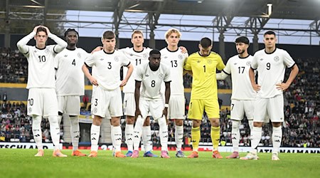 Enttäuschte Gesichter bei der deutschen U21. / Foto: Jennifer Brückner/dpa