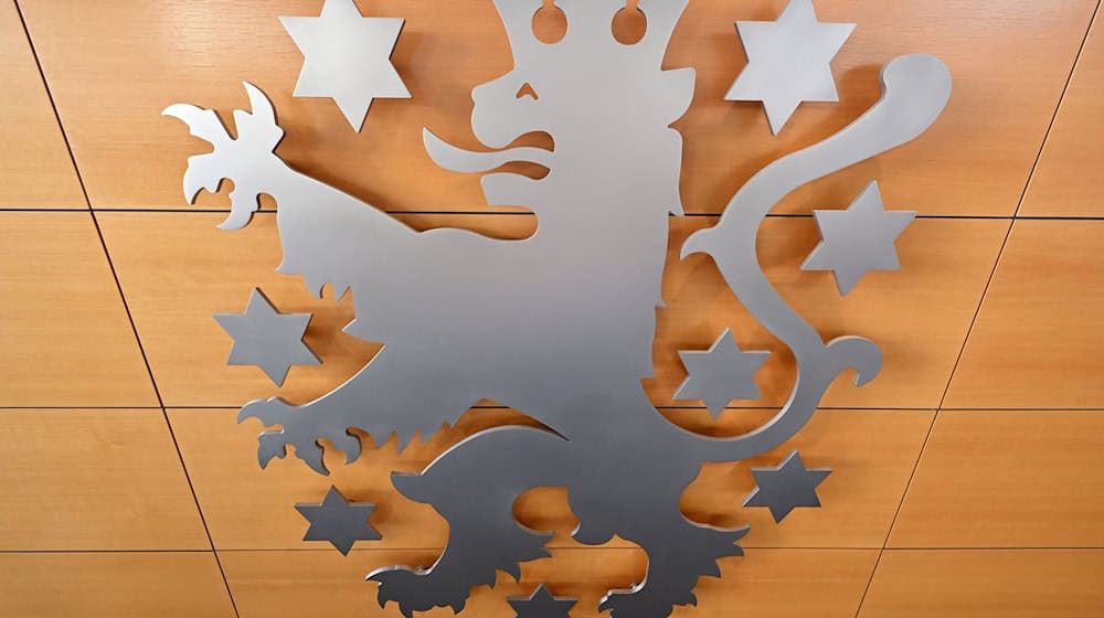 Mehr als 2.600 Menschen wurden 2024 in Thüringen eingebürgert – so viele wie noch nie seit 2000. (Symbolbild) / Foto: Martin Schutt/dpa