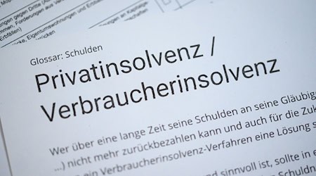 Neben Firmenpleiten ist auch die Zahl der Privatinsolvenzen in Thüringen gestiegen. (Symbolbild) / Foto: Jonas Walzberg/dpa
