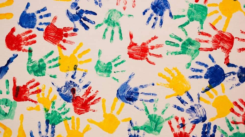 Noch im Dezember soll ein neues Förderprogramm für Kindergärten starten. (Symbolbild) / Foto: Rolf Vennenbernd/dpa