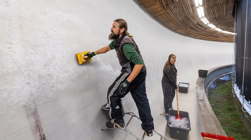 Der Oberhofer Eiskanal ist in diesem Jahr bereits seit dem 13. Oktober in Betrieb. (Archivbild) / Foto: Michael Reichel/dpa