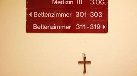 Darf bei kirchlichen Arbeitgebern gestreikt werden? Diese Frage wird nun vor Gericht verhandelt. (Symbolbild) / Foto: picture alliance / dpa