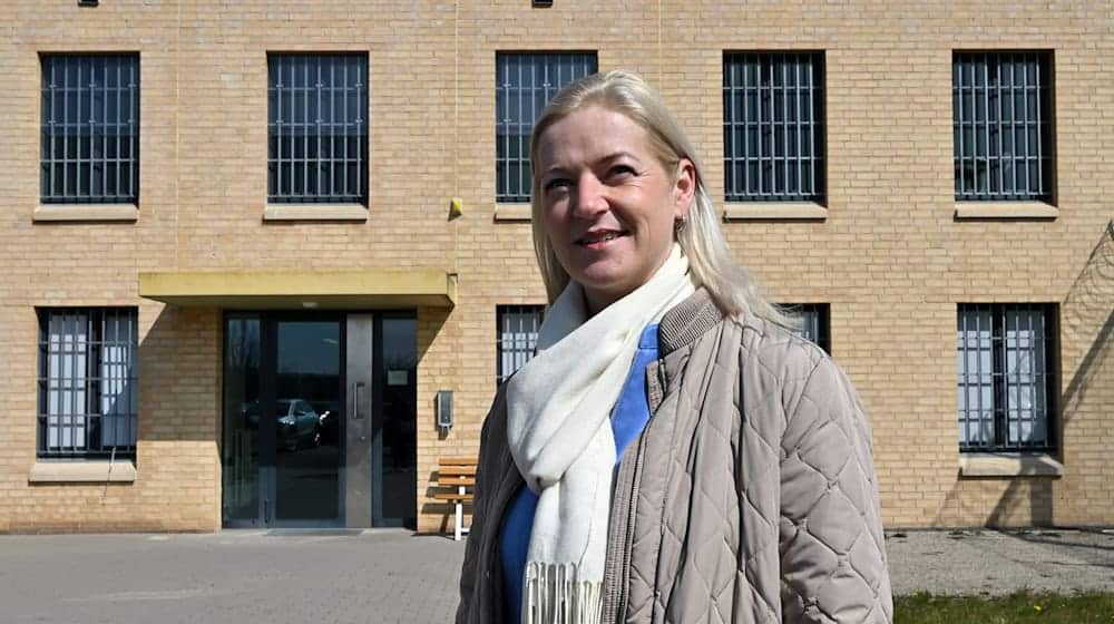 Thüringens Migrationsministerin Beate Meißner (CDU) setzte die Schaffung einer Abschiebehafteinrichtung aus dem Koalitionsvertrag von CDU, BSW und SPD um. (Archivbild) / Foto: Martin Schutt/dpa