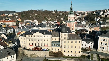 Im Unteren Schloss befindet sich ein Museum in den authentischen Räumen aus dem 19. Jahrhundert. (Archivbild) / Foto: Bodo Schackow/dpa