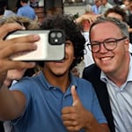 Nicht nur im Wahlkampf, sondern auch in der Regierungsarbeit spielen die sozialen Medien eine immer wichtigere Rolle. (Archivbild) / Foto: Martin Schutt/dpa