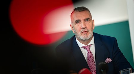 Thüringens Digitalminister Steffen Schütz ist gegen eine europäische Chatkontrolle. (Archivbild) / Foto: Jacob Schröter/dpa