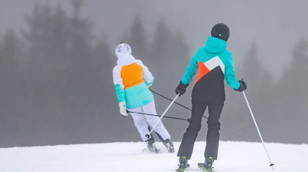 Möglich ist der Freizeitsport derzeit unter anderem am Fallbachhang in Oberhof. (Archivbild) / Foto: Michael Reichel/dpa