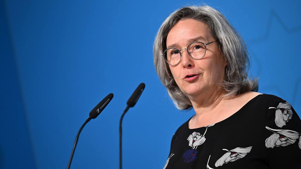 Heike Werner (Linke) arbeitet jetzt für die Rosa-Luxemburg-Stiftung. (Archivbild) / Foto: Martin Schutt/dpa