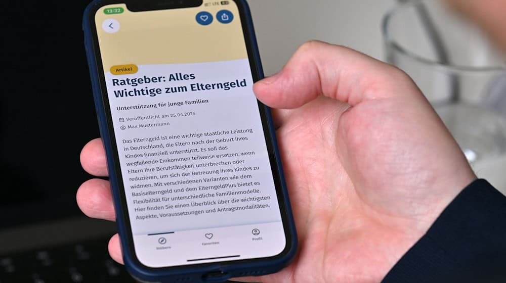 Die Thüringer Familien-App soll neue Funktionen bekommen. Künftig sollen Nutzer auch Ticket auch Rabatte sichern und zu Ticketshops gelangen können. (Archivbild) / Foto: Martin Schutt/dpa