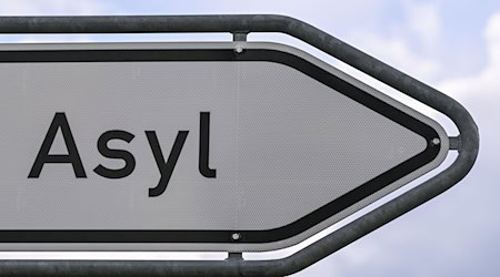 Thüringen verzeichnet deutlich weniger Erstanträge von Asylsuchenden (Symbolfoto). / Foto: Patrick Pleul/dpa