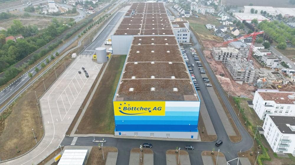 Eine kleine Idee aus Jena wird E-Commerce-Gigant: Die Böttcher AG hat im laufenden Jahr einen Rekordumsatz verzeichnet. (Archivbild) / Foto: Bodo Schackow/dpa