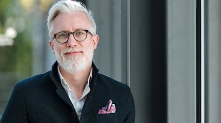 Der frühere Staatskanzleichef Benjamin-Immanuel Hoff (Linke) fängt bei der Industriegewerkschaft IG Metall an. (Archivbild) / Foto: Michael Reichel/dpa