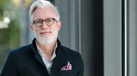 Der frühere Chef der Thüringer Staatskanzlei und ehemalige Thüringer Minister für Kultur, Bundes und Europaangelegenheiten, Benjamin-Immanuel Hoff, ist nun im Vorstand der Gewerkschaft IG Metall. (Archivbild) / Foto: Michael Reichel/dpa