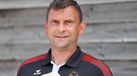 Thomas Apel, Bundestrainer Kajak, ist nun zum Cheftrainer des Slalomkanuten befördert worden. (Archivbild)  / Foto: Jan Woitas/dpa-Zentralbild/dpa