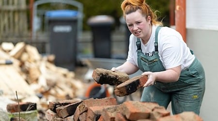 Über 800.000 Menschen folgen Cindy Speich auf Instagram.  / Foto: Michael Reichel/dpa