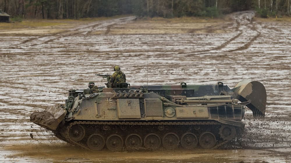 Der Bundeswehrübungsplatz wird vom  Panzerpionierbataillon 701 aus dem thüringischen Gera genutzt. (Symbolbild) / Foto: Philipp Schulze/dpa