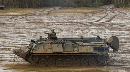 Der Bundeswehrübungsplatz wird vom  Panzerpionierbataillon 701 aus dem thüringischen Gera genutzt. (Symbolbild) / Foto: Philipp Schulze/dpa