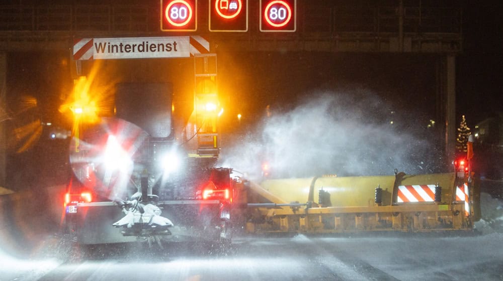 16 Unfälle auf Thüringens Autobahnen bei Schnee. / Foto: Michael Reichel/dpa