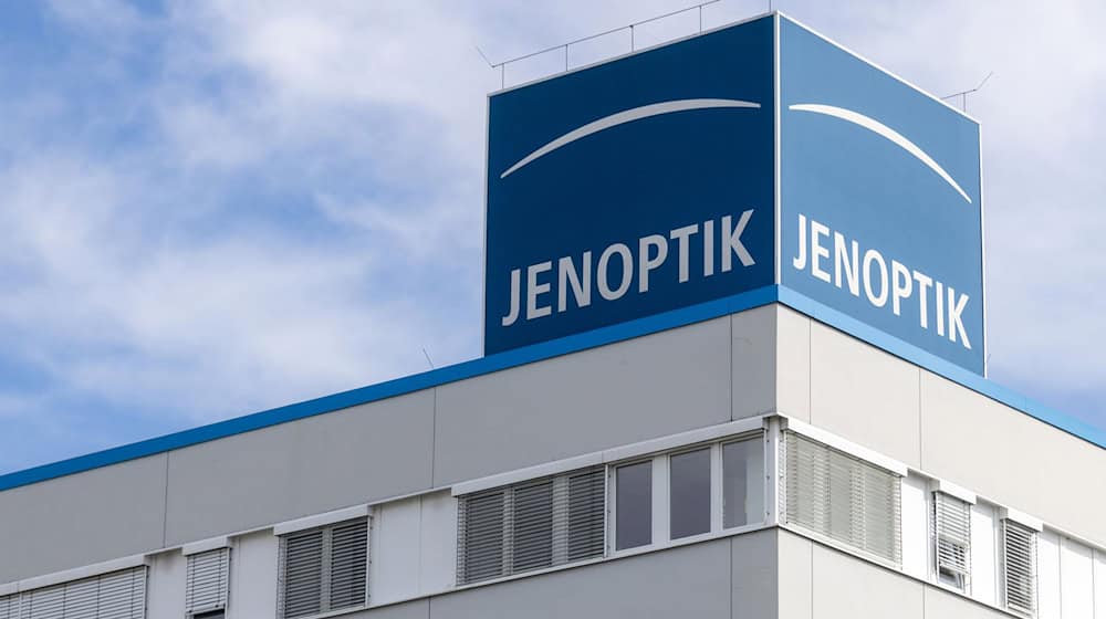 Mehr als 20 Unternehmen aus Jena präsentieren sich ab Dienstag auf der internationalen Leitmesse für Optik und Photonik «Photonics West» in San Francisco. (Archivbild)  / Foto: Michael Reichel/dpa