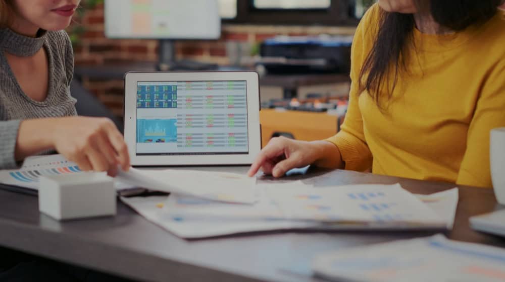 Finanzdaten im Blick – digital, klar und effizient! / Foto: freepik.com