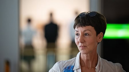 Susanne Rockweiler betont, dass das Ausstellungshaus mit nachhaltigen Materialien errichtet werden soll. Sie ist Chefkuratorin und Vorständin der Stiftung Welt der Versuchungen. (Archivbild) / Foto: Hannes P. Albert/dpa