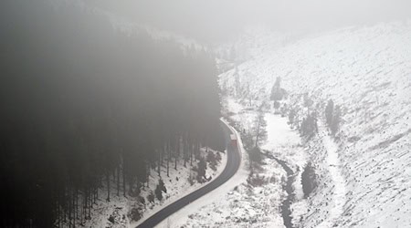 Teils wurde es heute glatt in Thüringen.  / Foto: Martin Schutt/dpa
