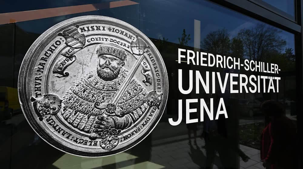 An der Jenaer Uni werden pro Jahr mehr als 60 Gründungsvorhaben begleitet. (Symbolbild) / Foto: Martin Schutt/dpa