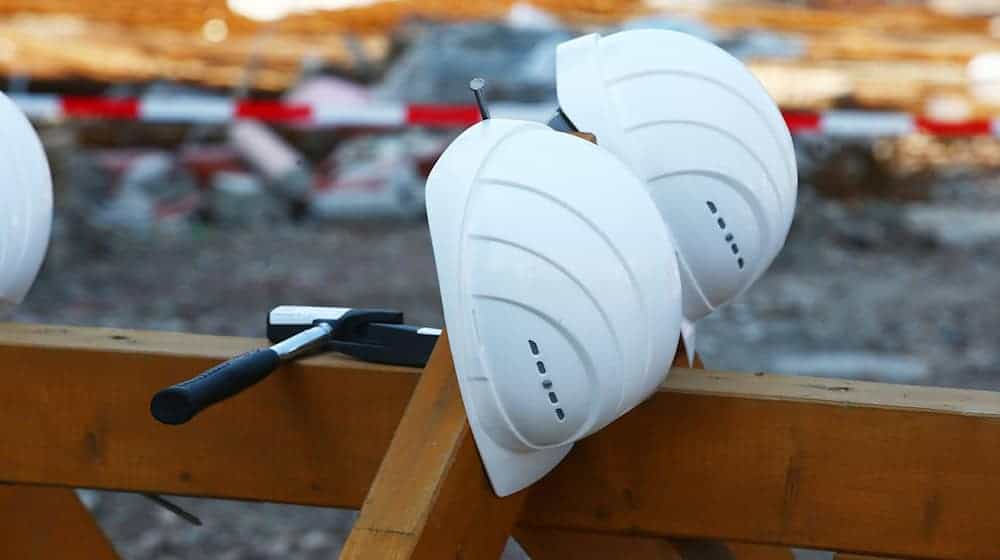 Land zahlt Prämie für Schülerpraktika im Thüringer Handwerk (Archivbild).   / Foto: Bodo Schackow/zb/dpa