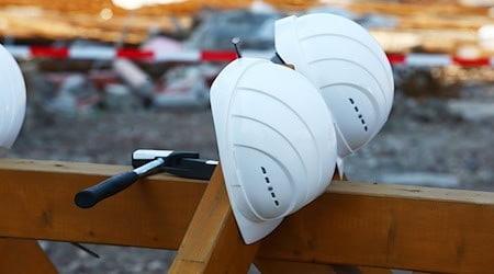 Land zahlt Prämie für Schülerpraktika im Thüringer Handwerk (Archivbild).   / Foto: Bodo Schackow/zb/dpa