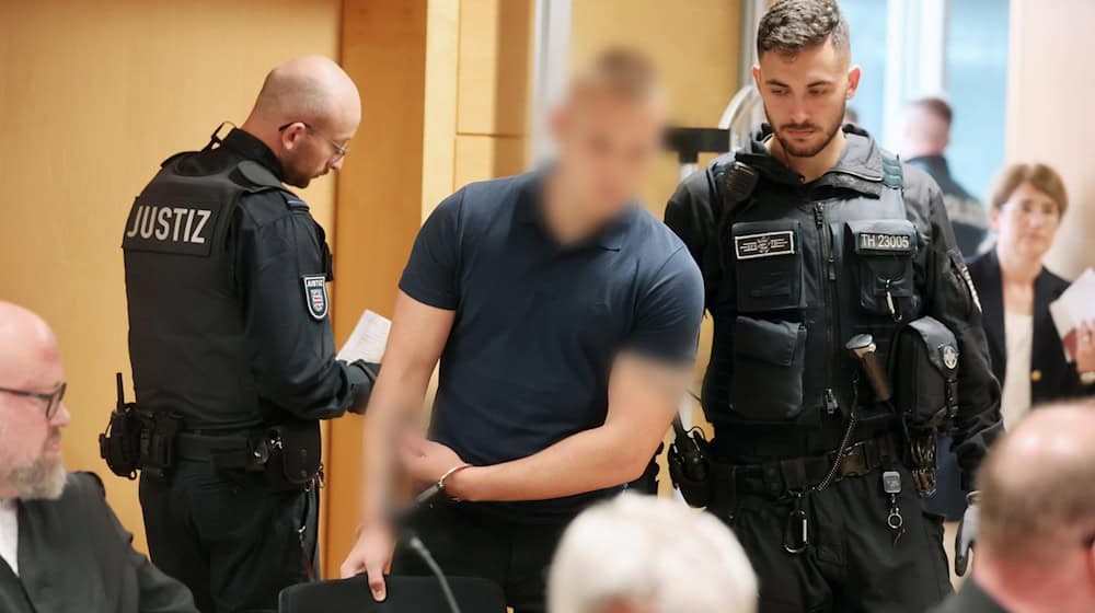 Das Oberlandesgericht hatte die Angeklagten zu Haftstrafen verurteilt. (Archivbild) / Foto: Bodo Schackow/dpa