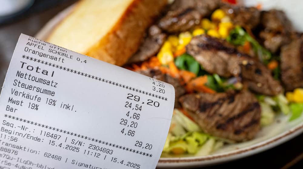 Weniger Mehrwertsteuer auf Gaststättenessen fällig (Illustration)  / Foto: Sina Schuldt/dpa