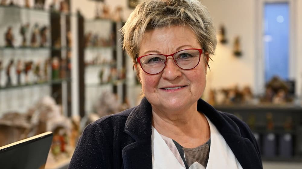 Von Bauingenieurin zur Chefin: Evelyn Forkel führt Marolin seit rund 30 Jahren. / Foto: Martin Schutt/dpa