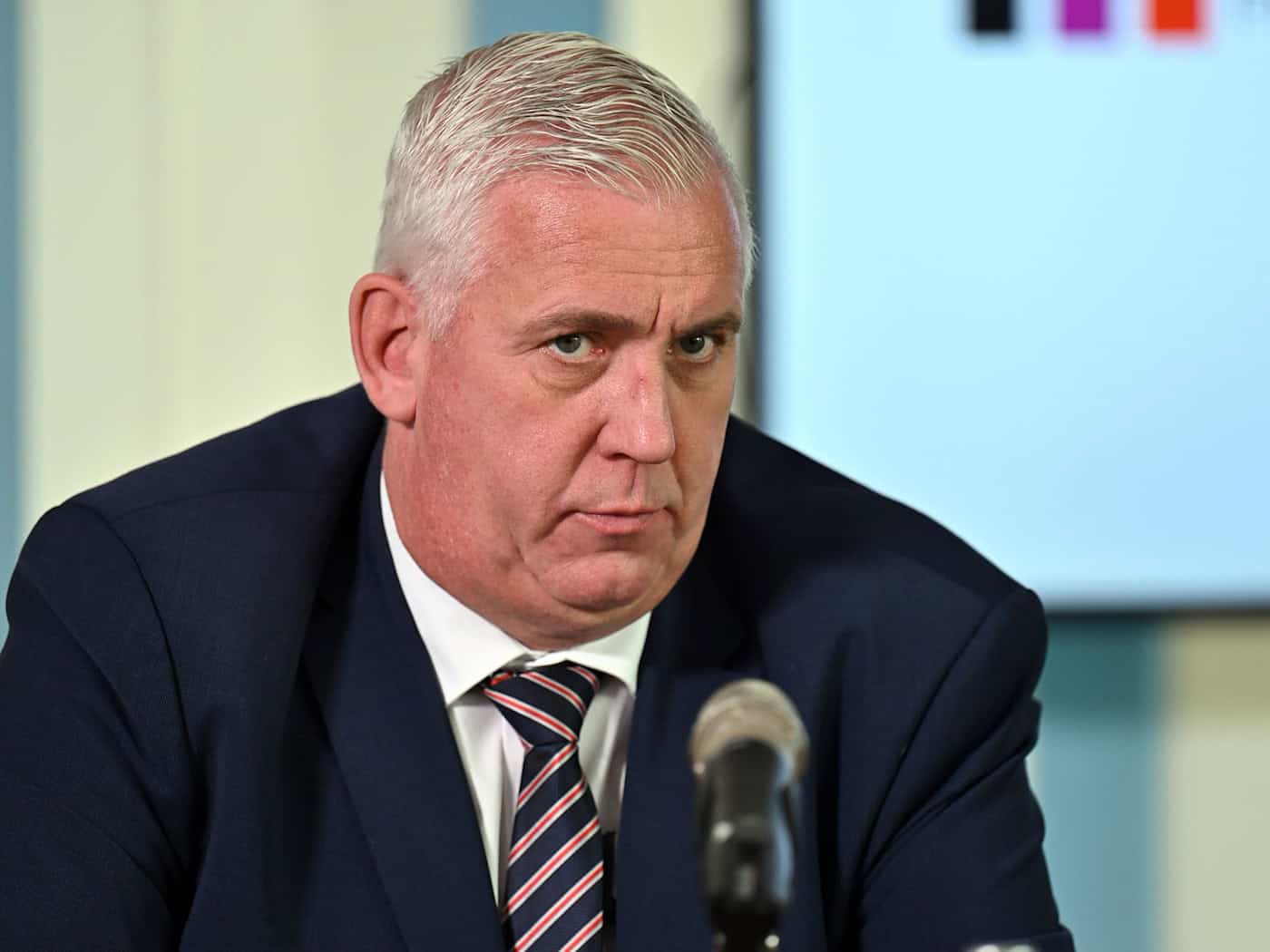 Der wirtschaftspolitische Sprecher der Thüringer BSW-Fraktion, Matthias Herzog, spricht sich für strengere Kriterien bei der Fördermittelvergabe für Unternehmen aus. (Archivbild) / Foto: Martin Schutt/dpa