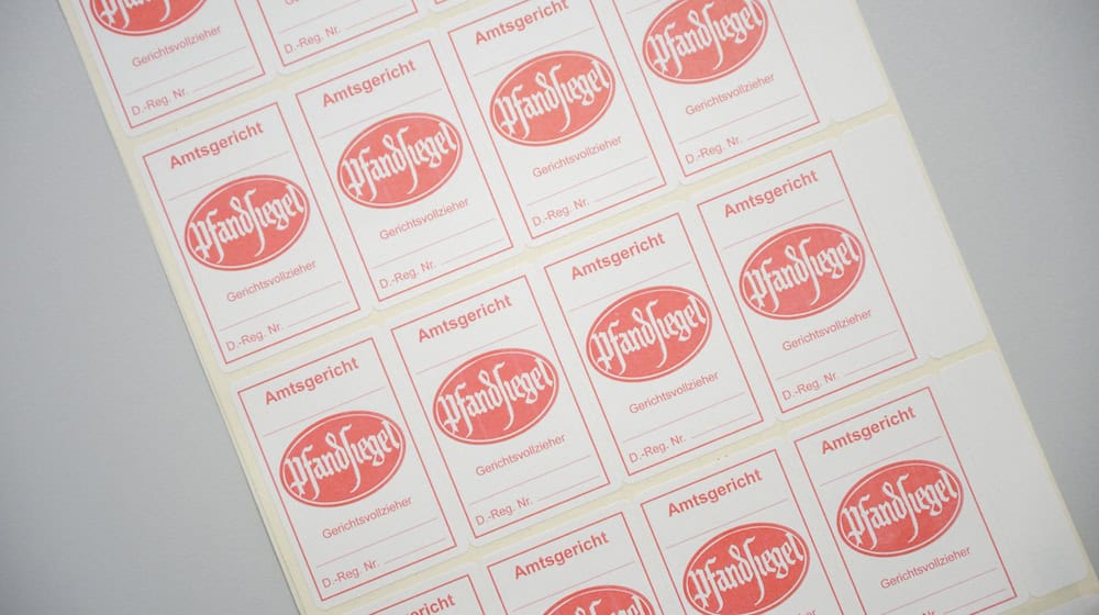 Mehr Sicherheit für Thüringens Gerichtsvollzieher (Illustration)  / Foto: Oliver Dietze/dpa