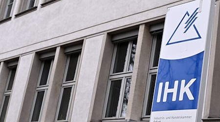 Die Erfurter IHK unterstützt Unternehmen in wirtschaftlichen Schwierigkeiten mit einem finanziellen Zuschuss zur Erstellung eines Konsolidierungsplans. (Symbolbild) / Foto: Martin Schutt/dpa