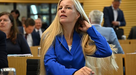 Der Mann der Thüringer AfD-Abgeordneten Wiebke Muhsal arbeitet bei einem AfD-Bundestagsabgeordneten. (Archivbild) / Foto: Martin Schutt/dpa