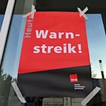 Beschäftigte von Hochschulen, Schulen und Schulhorten legten in Thüringen befristet ihre Arbeit nieder. / Foto: Martin Schutt/dpa