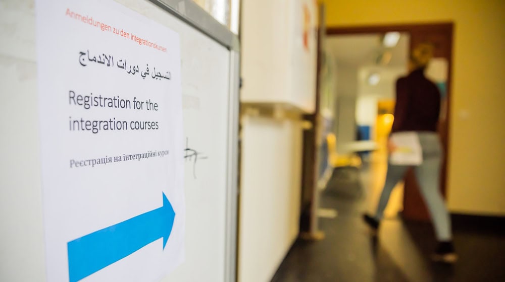 Bei Integrationskursen soll künftig gespart werden. (Symbolbild) / Foto: Christoph Soeder/dpa