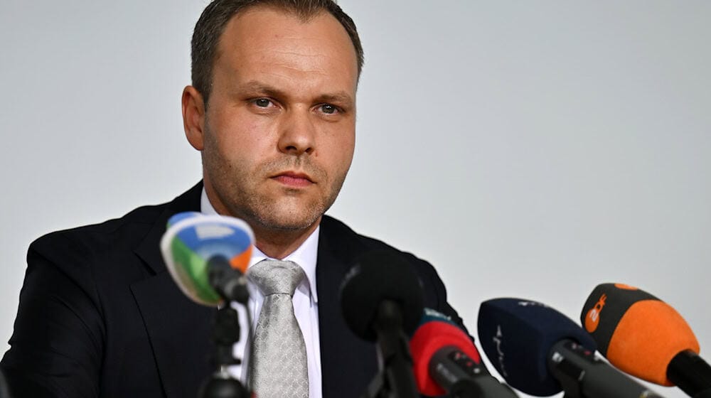 Nach Angaben von Thüringens AfD-Fraktionsvize Daniel Haseloff gibt es in der Thüringer AfD-Fraktion keine Überkreuz-Einstellungen. (Archivbild) / Foto: Martin Schutt/dpa