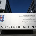 Am Thüringer Oberlandesgericht startet im April ein Prozess gegen ein mutmaßliches Mitglied einer bewaffneten Gruppierung, die im syrischen Bürgerkrieg aktiv gewesen sein soll. (Symbolbild) / Foto: Martin Schutt/dpa