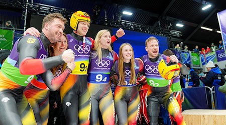 Voigt feiert Gold-Rodler