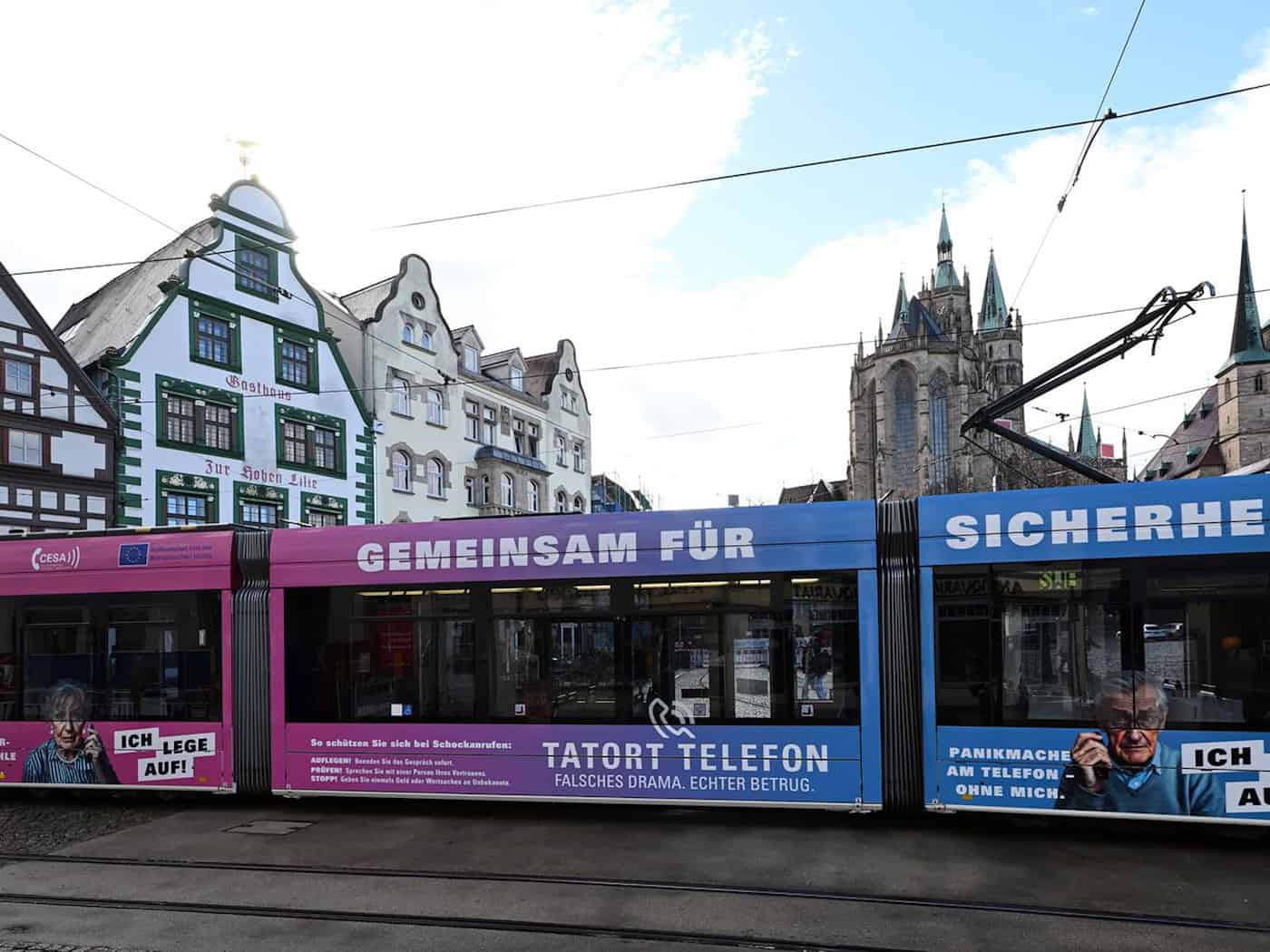 Wegen eines Warnstreiks könnte der Nahverkehr in Erfurt zum Erliegen kommen. (Archivbild) / Foto: Martin Schutt/dpa