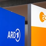 Der Medienrat soll künftig den öffentlich-rechtlichen Rundfunk kontrollieren. (Symbolbild) / Foto: Boris Roessler/dpa