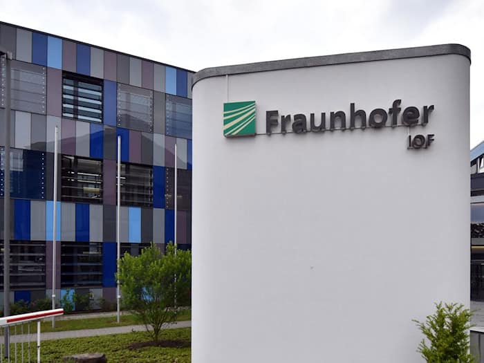 Neubau am Fraunhofer-IOF in Jena eingeweiht – 30 Millionen Euro für Optik- und Photonik-Forschung