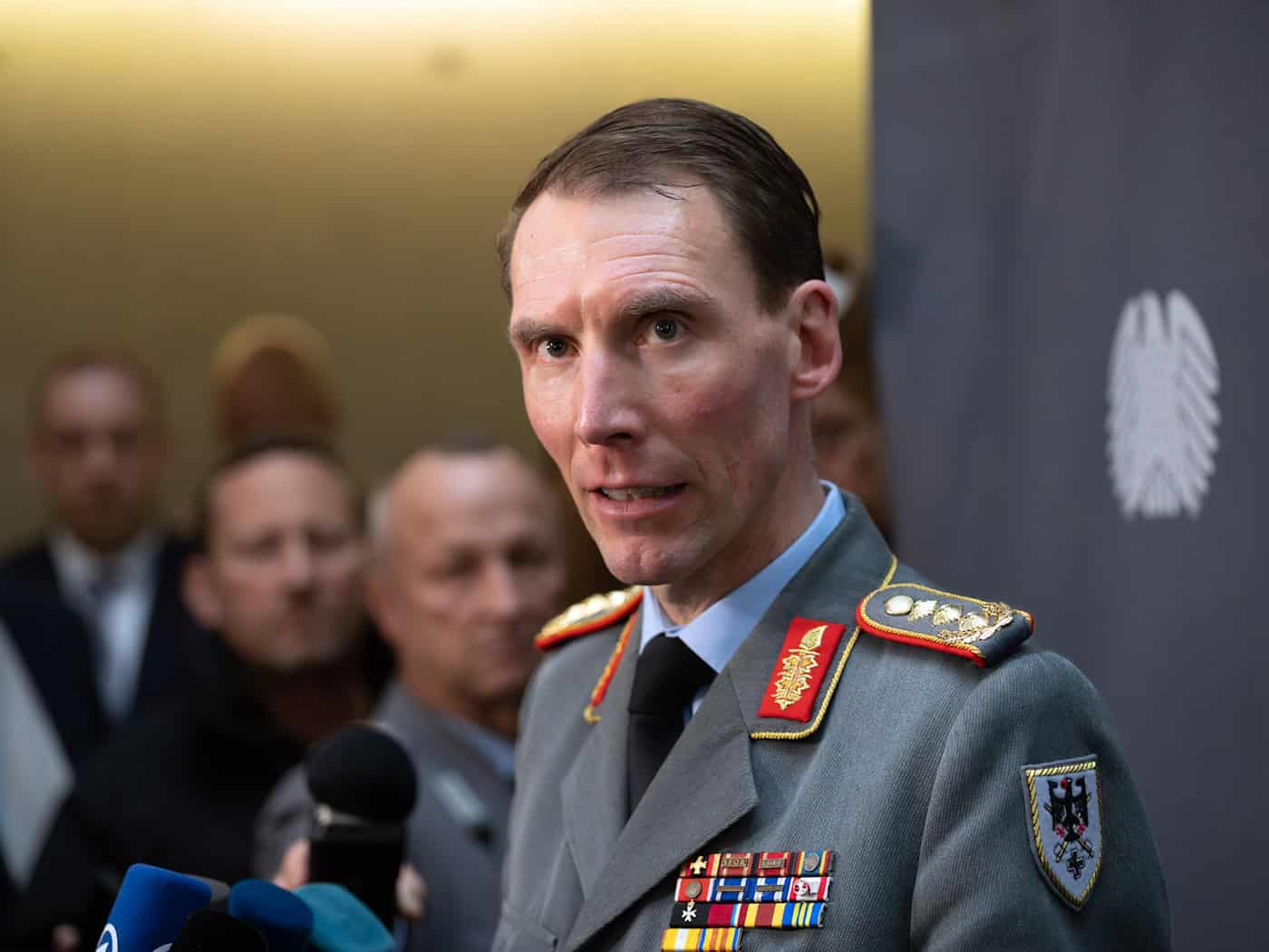 Generalleutnant Christian Freuding fordert für den Einsatz im Cyberraum erweiterte Befugnisse für die Bundeswehr (Archivbild)  / Foto: Soeren Stache/dpa