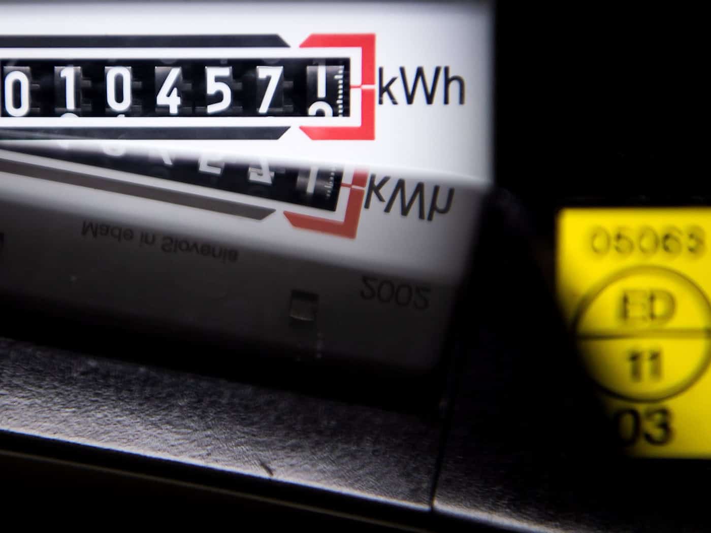 2024 stellten Energieversorger öfter bei Thüringer Kunden wegen nicht beglichener Rechnungen den Strom ab als im Vorjahr. (Symbolbild) / Foto: Sina Schuldt/dpa