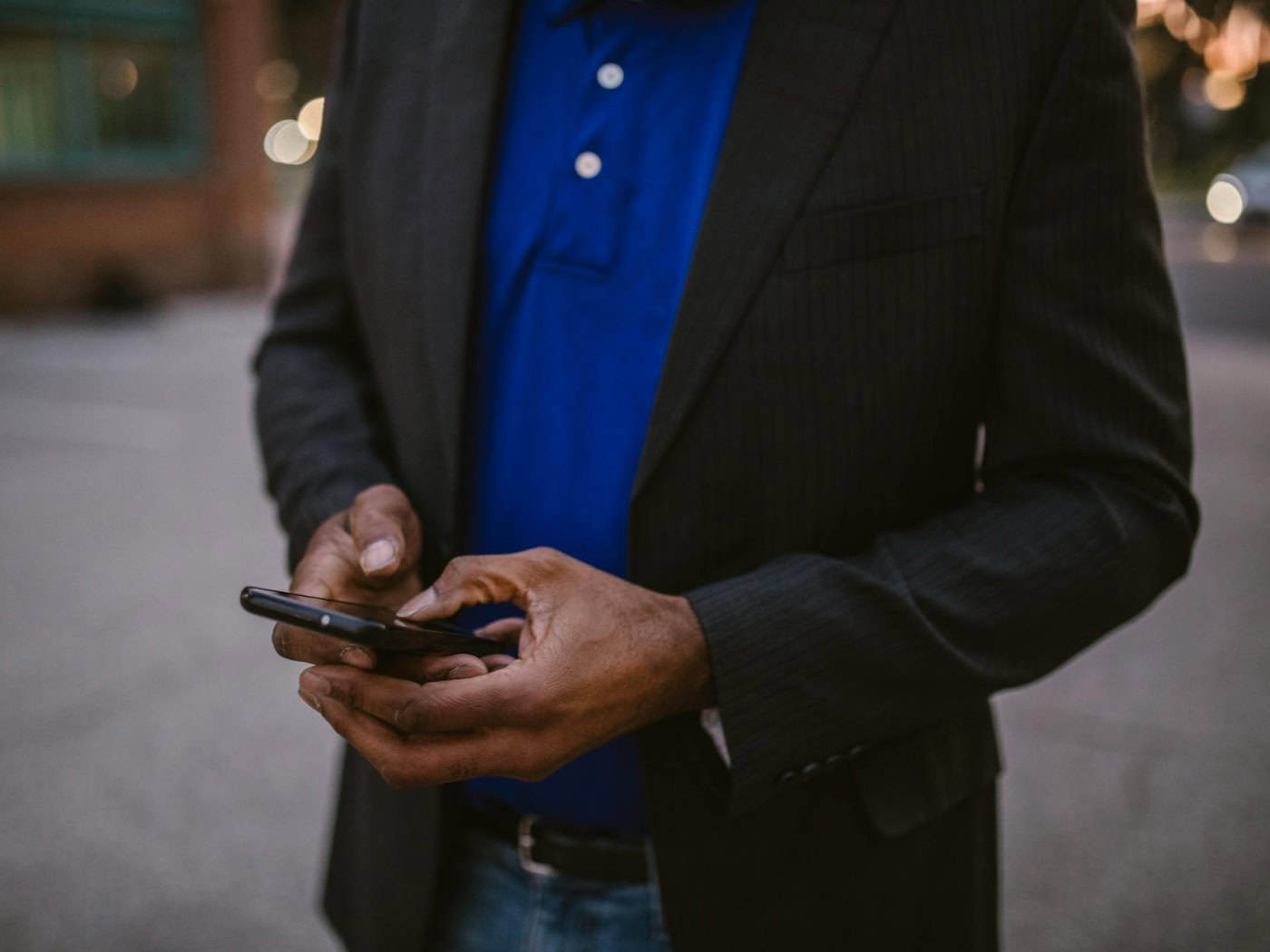 Mit dem Smartphone wird das Casino zur mobilen Spieloberfläche. / Foto: RDNE Stock project